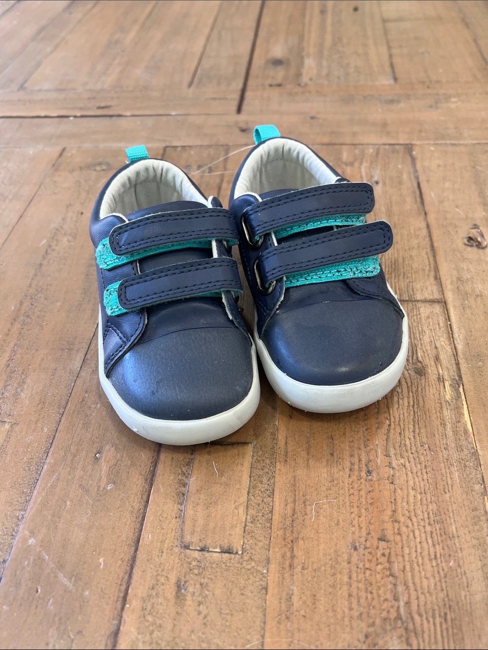Ten little navy leather hook and loop sneakers little kids size 7